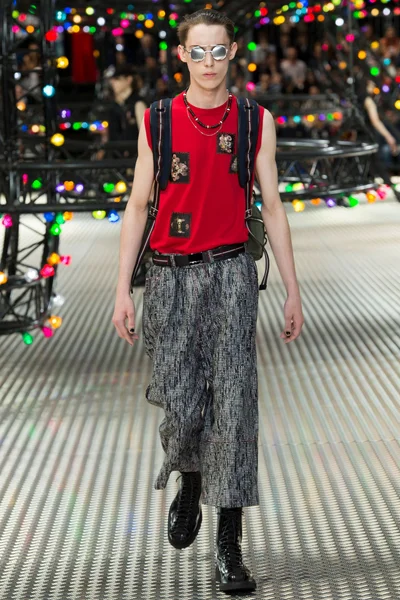 Look 41